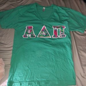 adpi stitch letter shirt